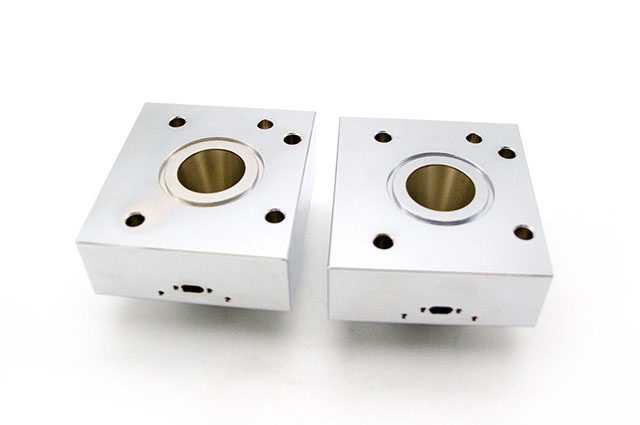  鈦板和不銹鋼板有什么區別