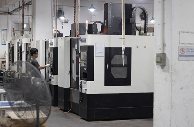 CNC數(shù)碼零件加工與一般數(shù)控加工相比有什么優(yōu)點？