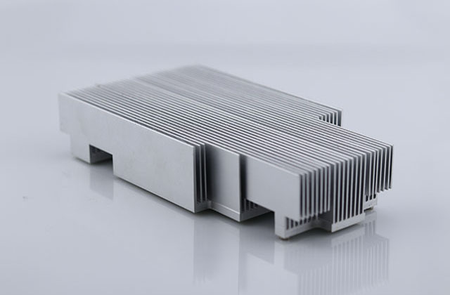 鑫創盟祝您新的一年工作順利，家庭幸福，吉祥如意！