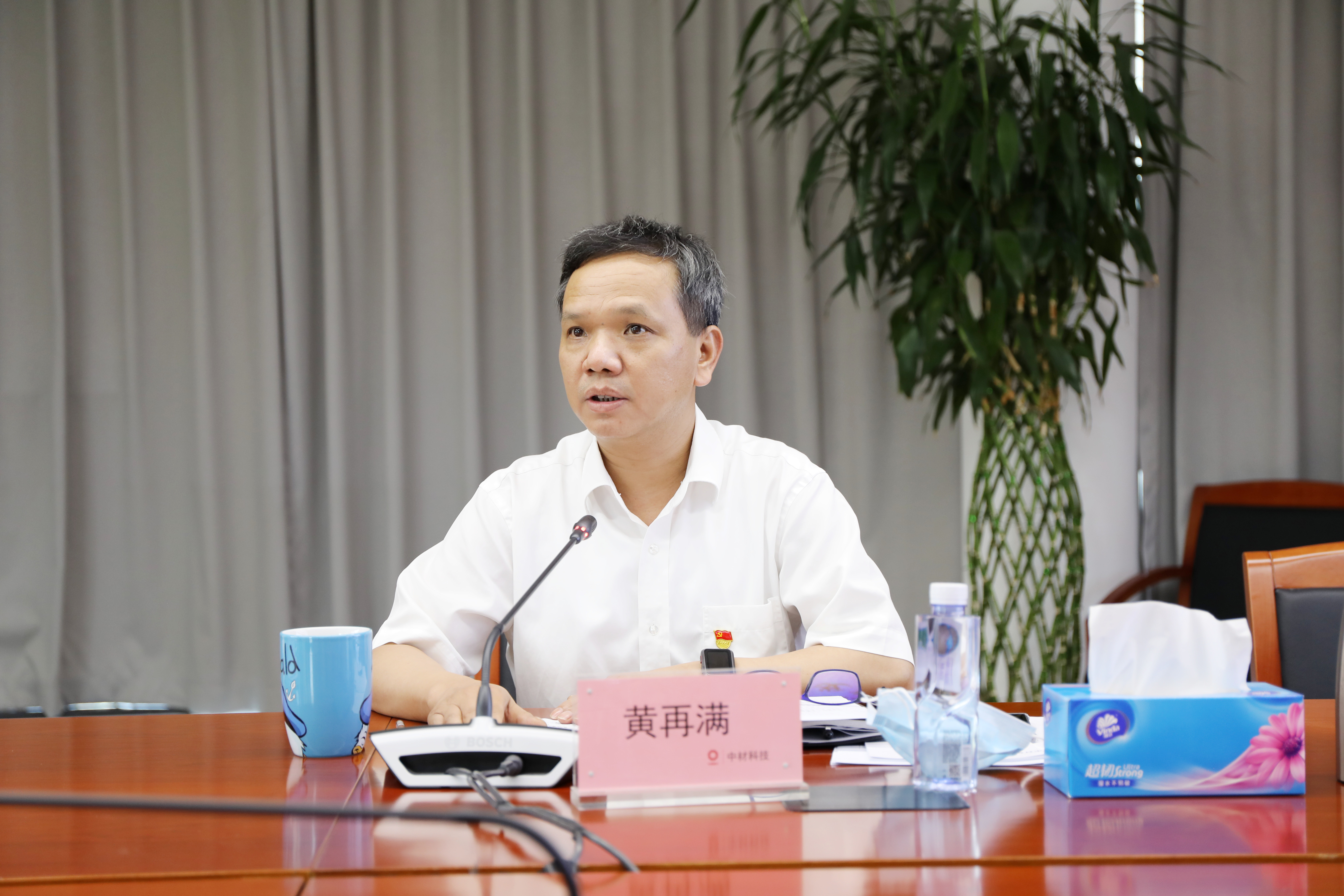 黃1.JPG